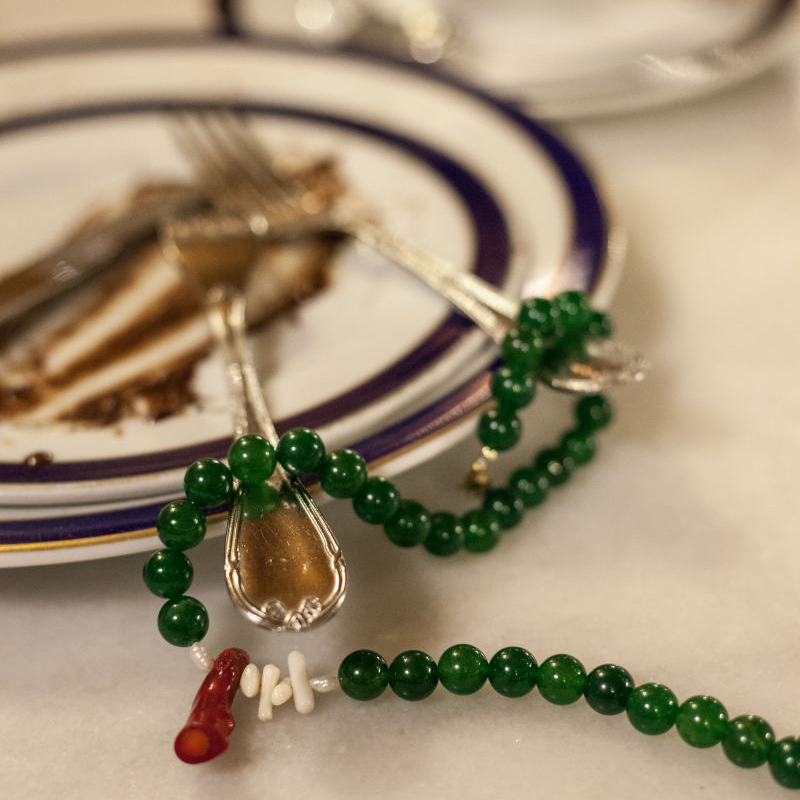 Paprika woman necklace